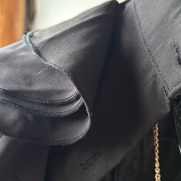 Black ruffle button down shirt women’s - Picture 5 of 6